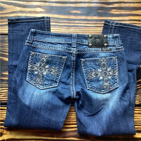 Miss Me Blue Easy Capri Size 26 - Picture 2 of 5